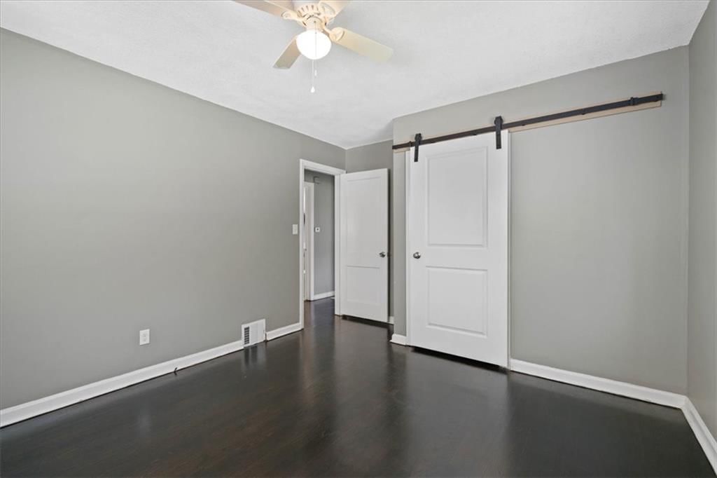7204 Forest Avenue — photo 17