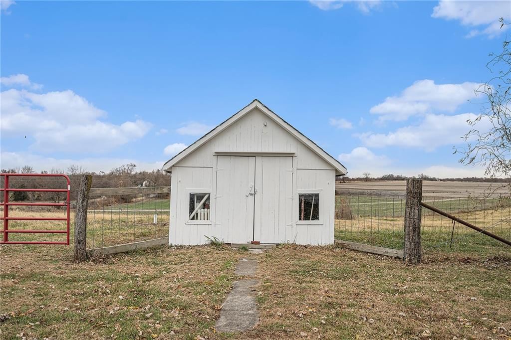 3479 NE Dixon Road — photo 30