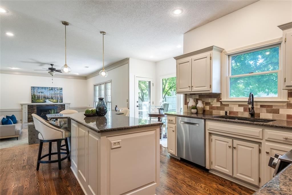 12822 Lucille Street — photo 8