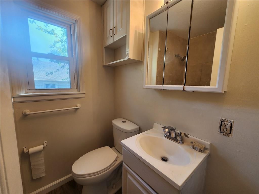 1412 S Logan Avenue — photo 5