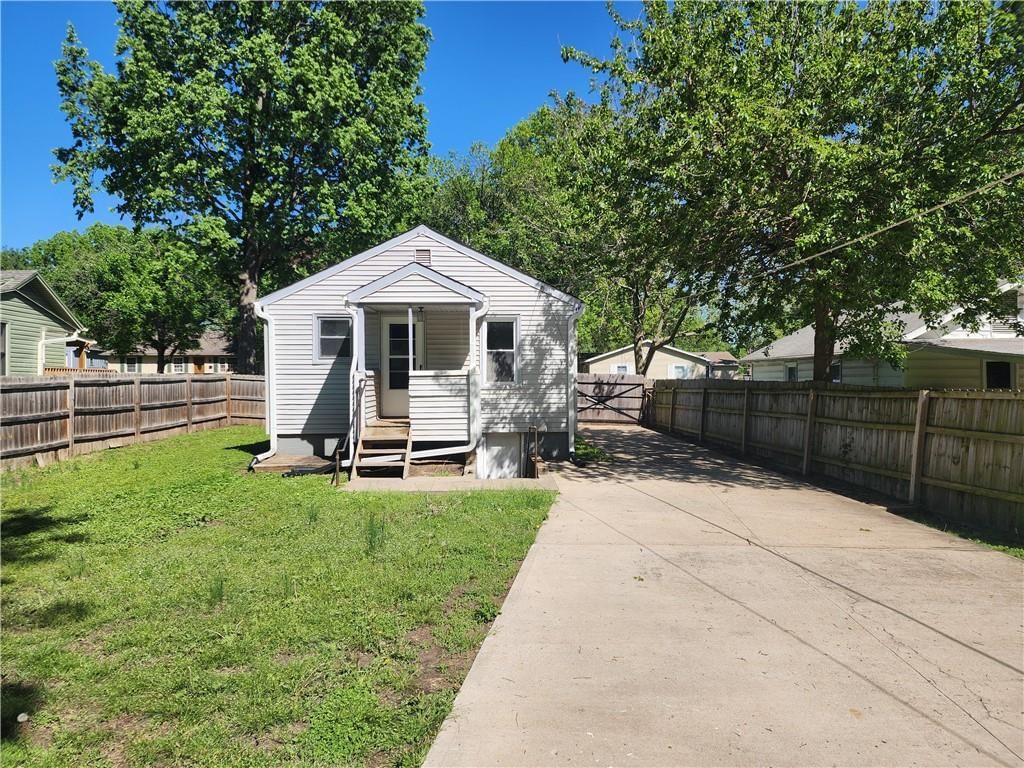 1412 S Logan Avenue — photo 7