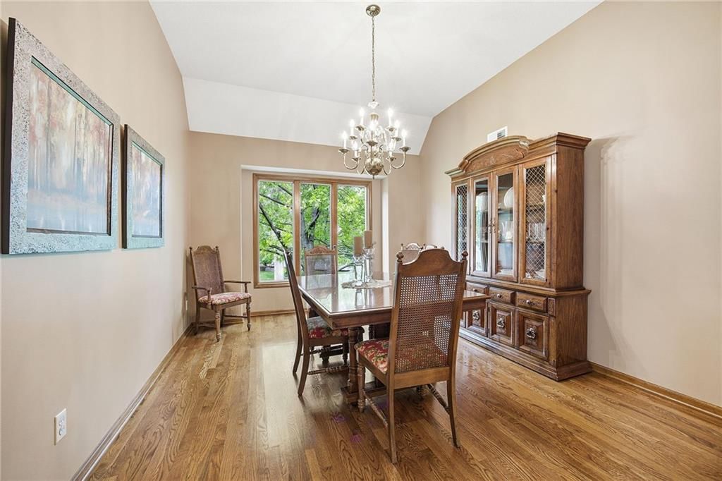 15423 Woodward Street — photo 9