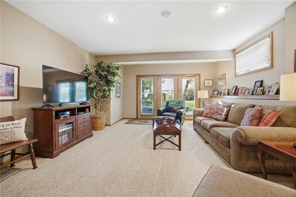15423 Woodward Street — photo 22