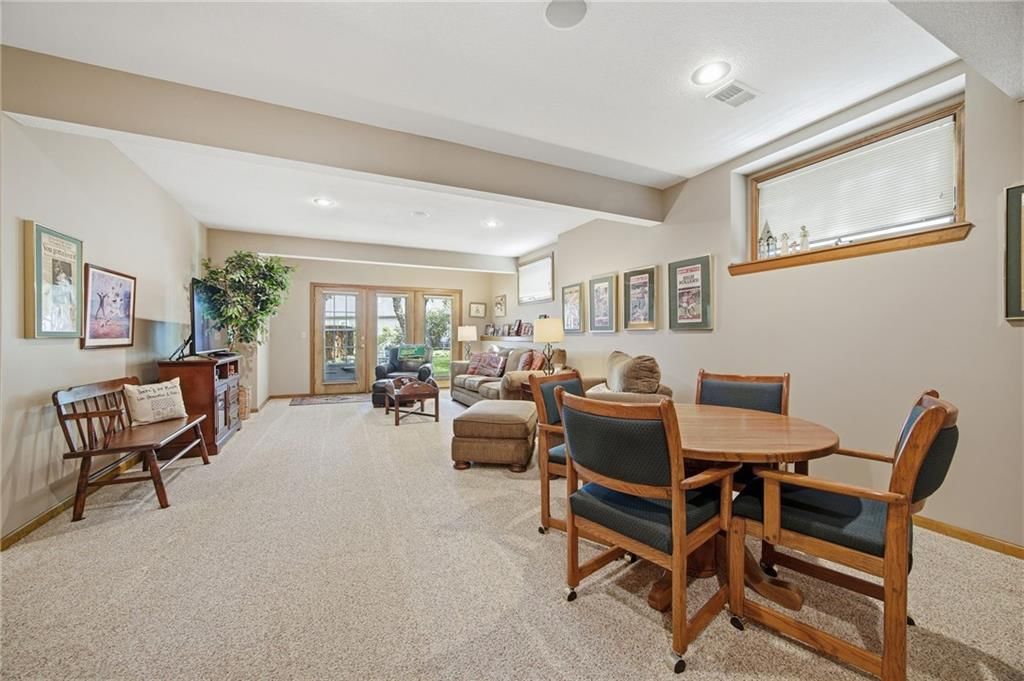 15423 Woodward Street — photo 25