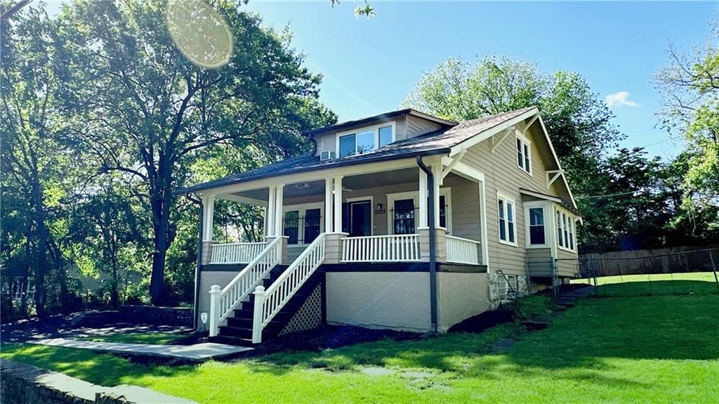2005 E 81st Street, Kansas City, MO