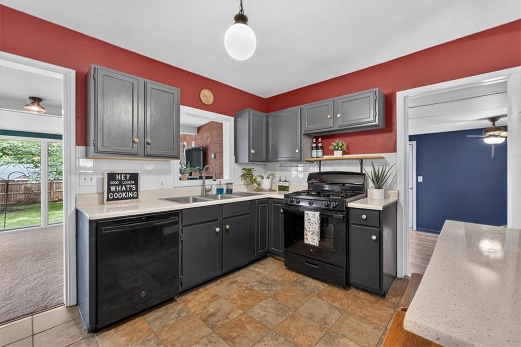 4717 Reinhardt Drive — photo 22
