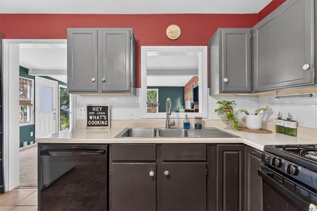 4717 Reinhardt Drive — photo 25