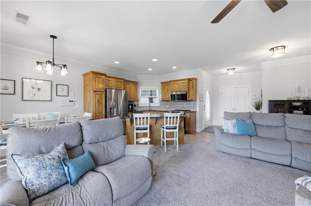 2819 NE Sonora Valley Drive — photo 5
