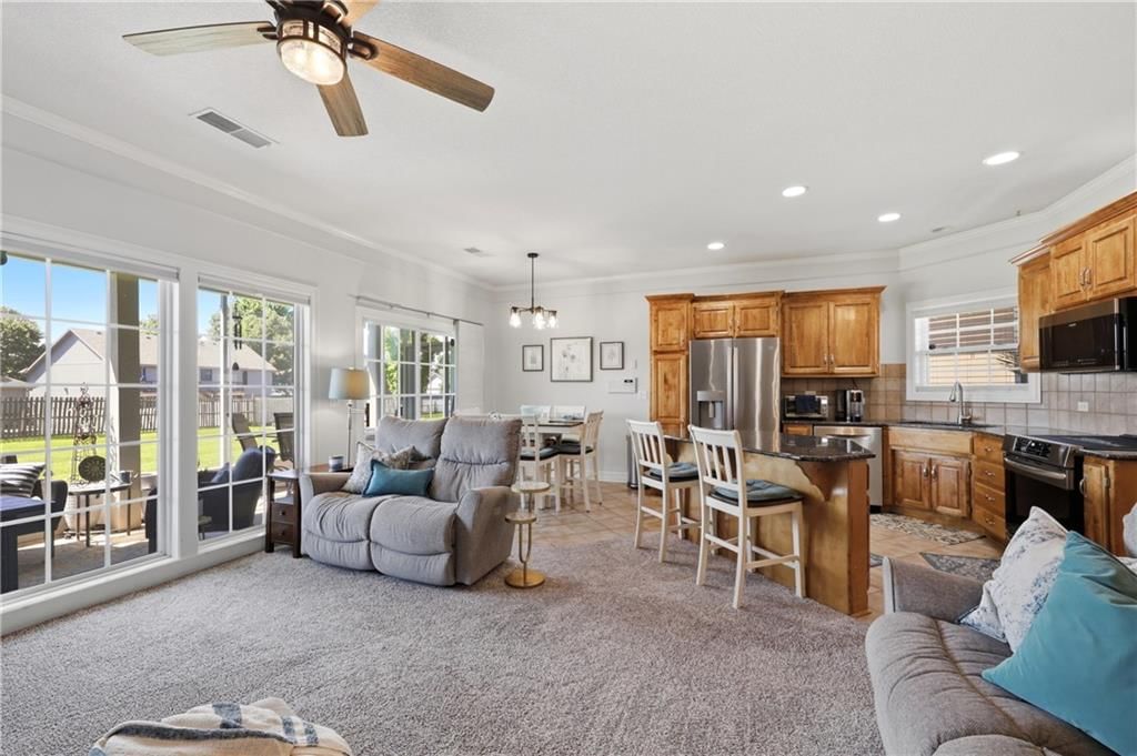 2819 NE Sonora Valley Drive — photo 6