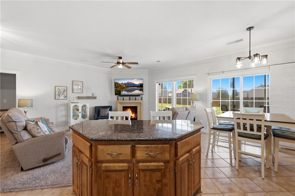 2819 NE Sonora Valley Drive — photo 9