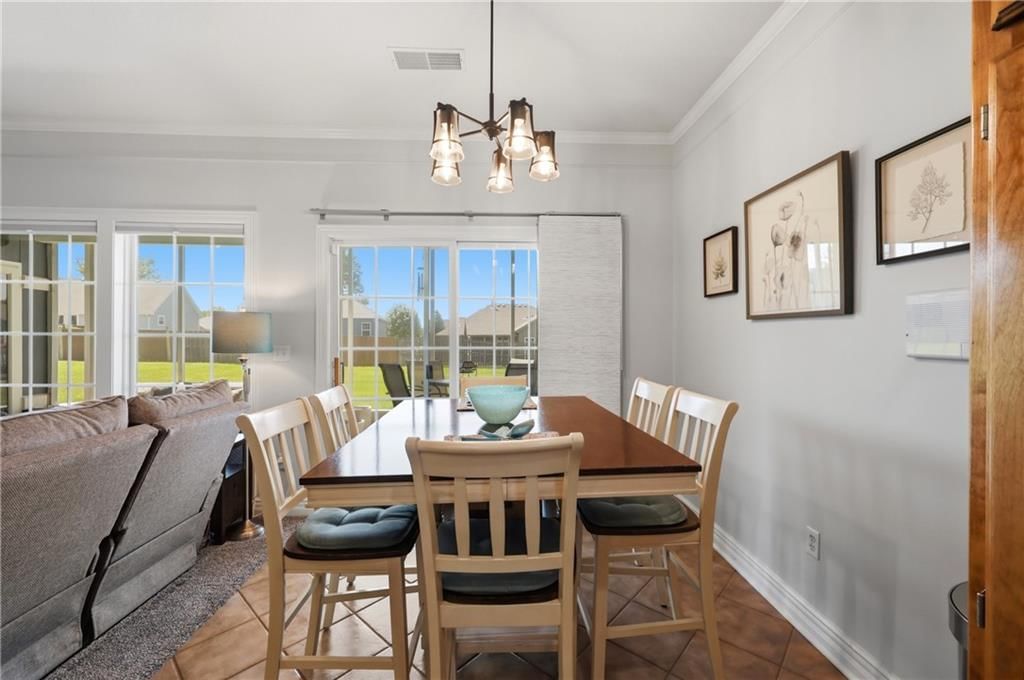 2819 NE Sonora Valley Drive — photo 11