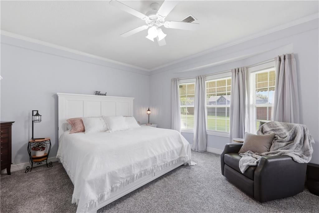 2819 NE Sonora Valley Drive — photo 13