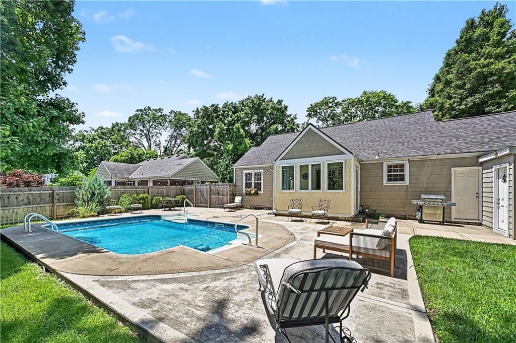 5639 Nall Avenue — photo 24