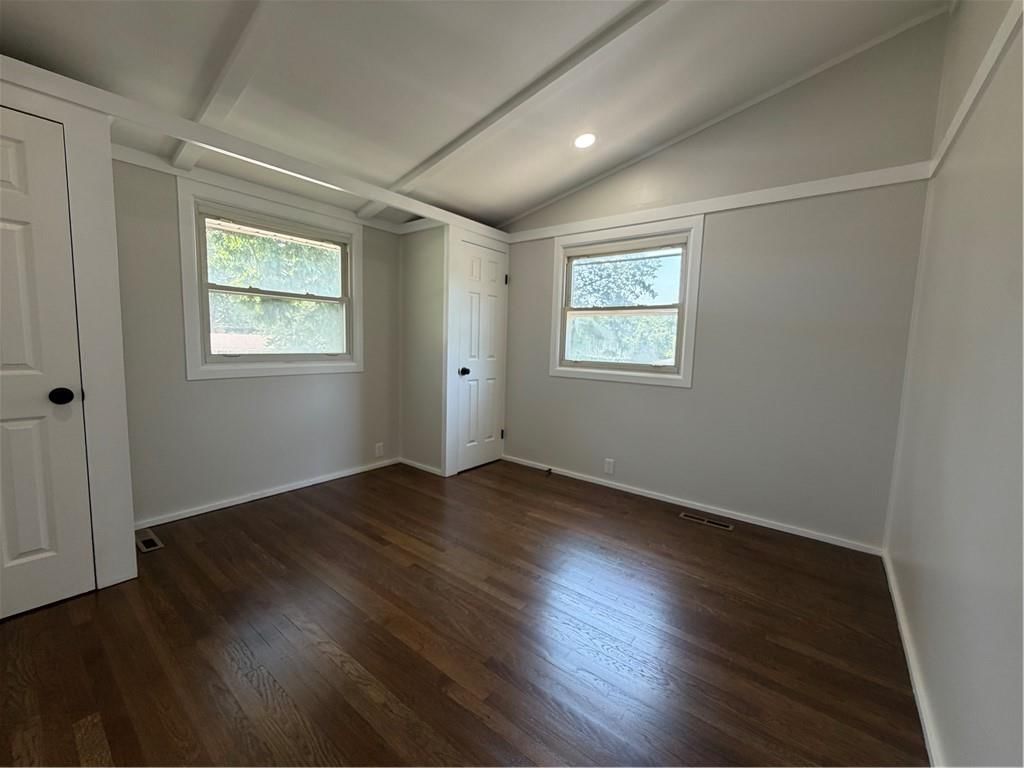 5910 N Michigan Avenue — photo 8