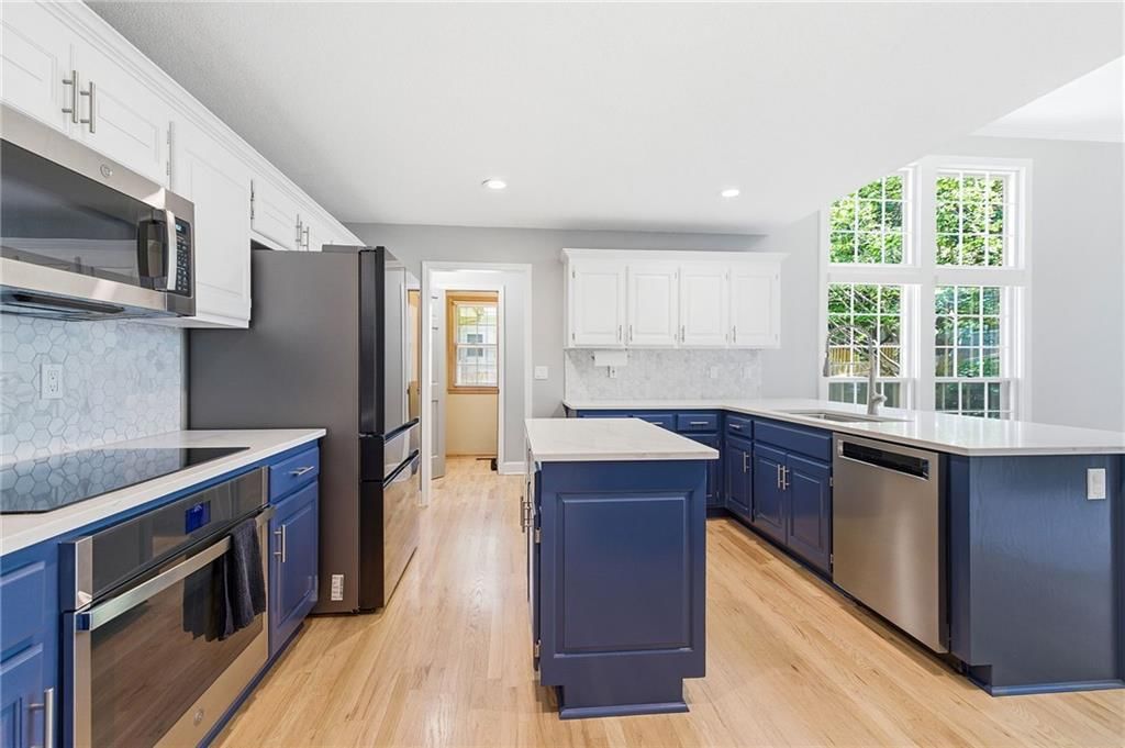 8001 Darnell Lane — photo 10