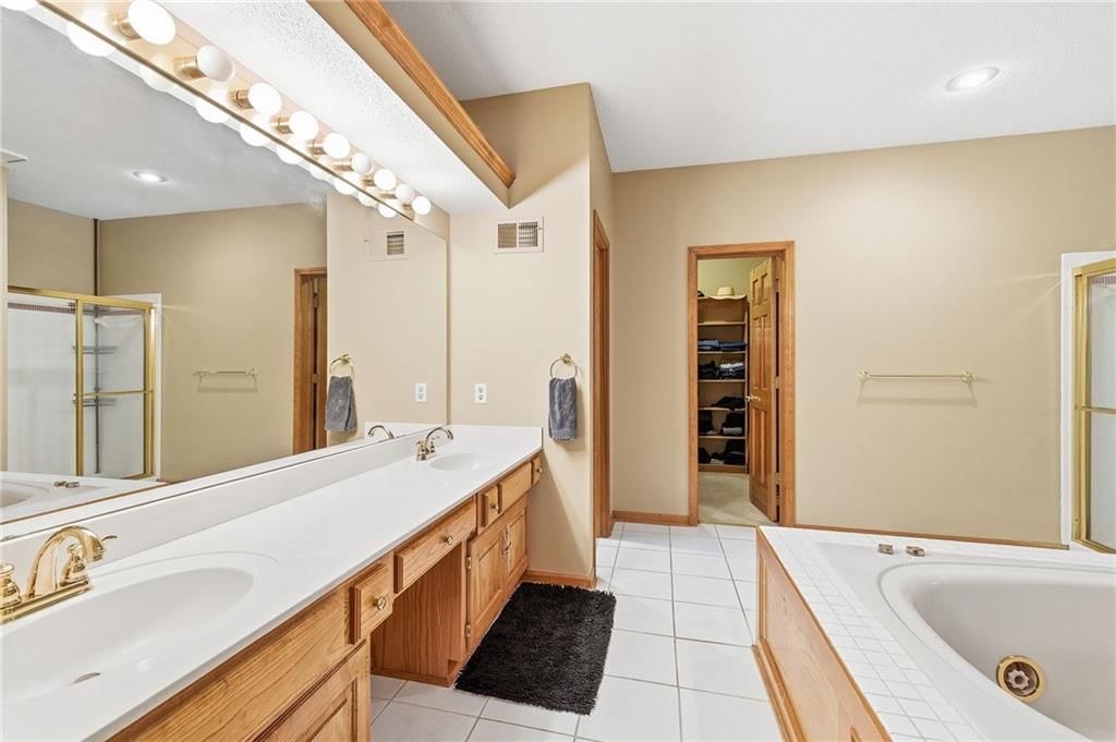 8001 Darnell Lane — photo 19