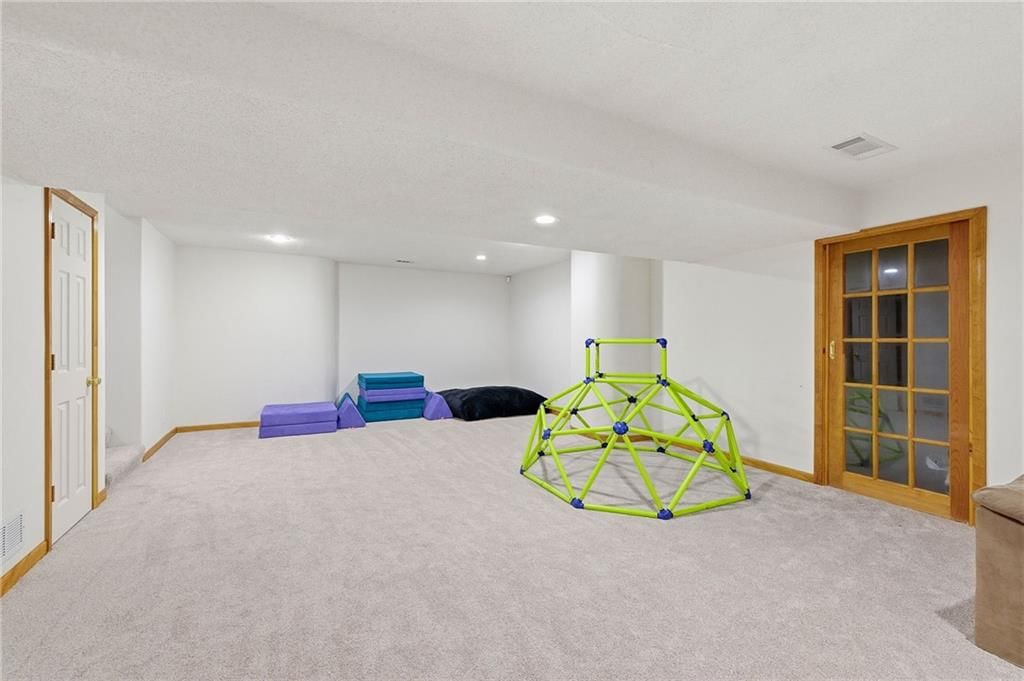 8001 Darnell Lane — photo 28