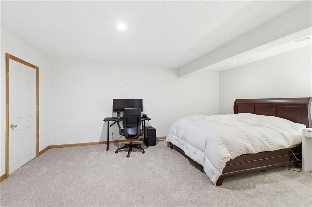 8001 Darnell Lane — photo 31