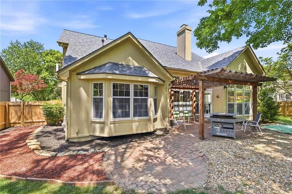 8001 Darnell Lane — photo 35