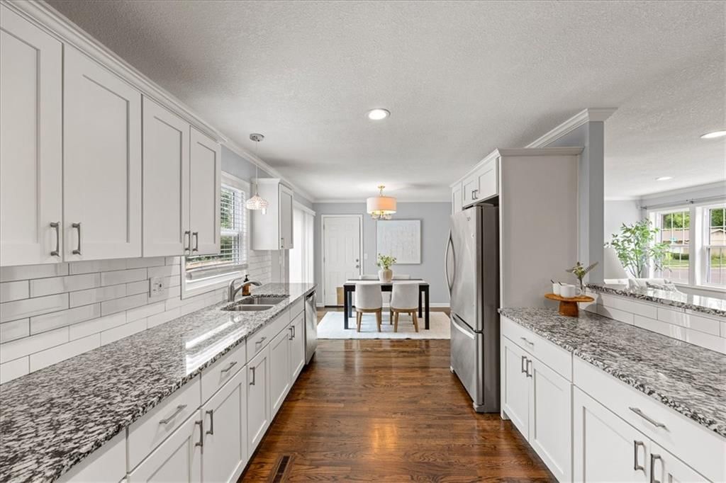 9221 W 99th Terrace — photo 9
