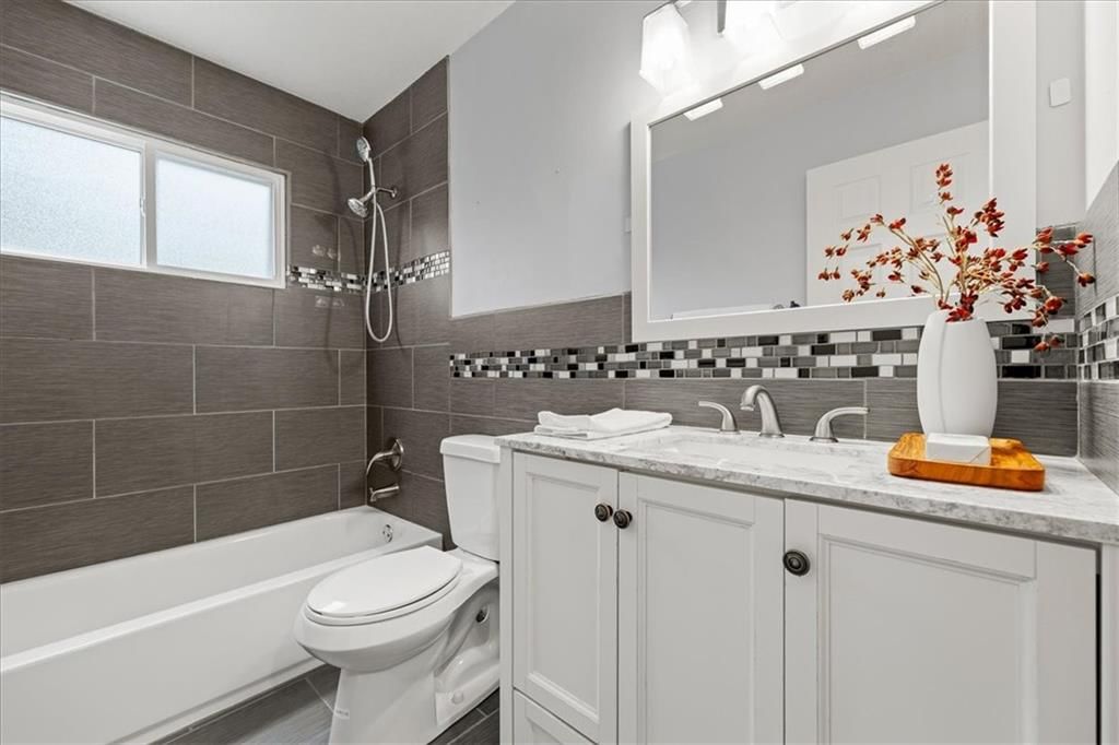 9221 W 99th Terrace — photo 14