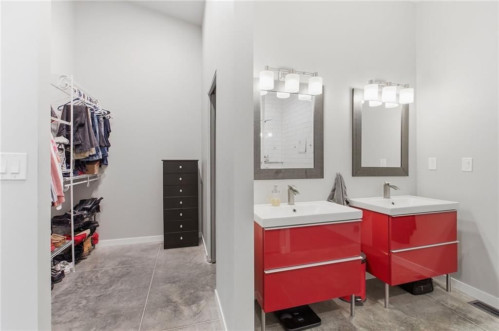15 NE Johnson Street — photo 39