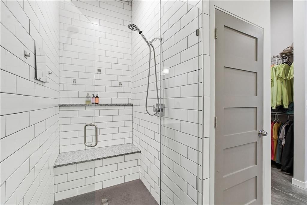 15 NE Johnson Street — photo 41