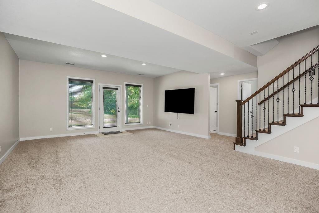 106 E Woodland Avenue — photo 24