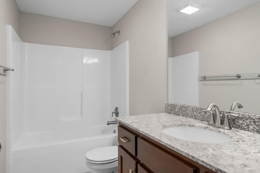 106 E Woodland Avenue — photo 28