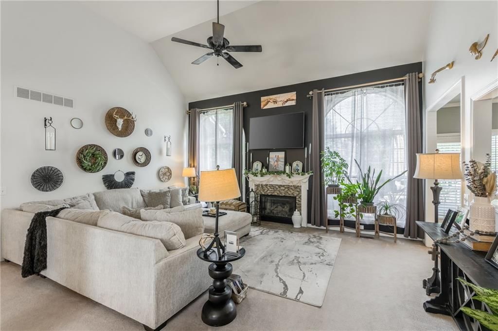 4207 Kensington Drive — photo 10