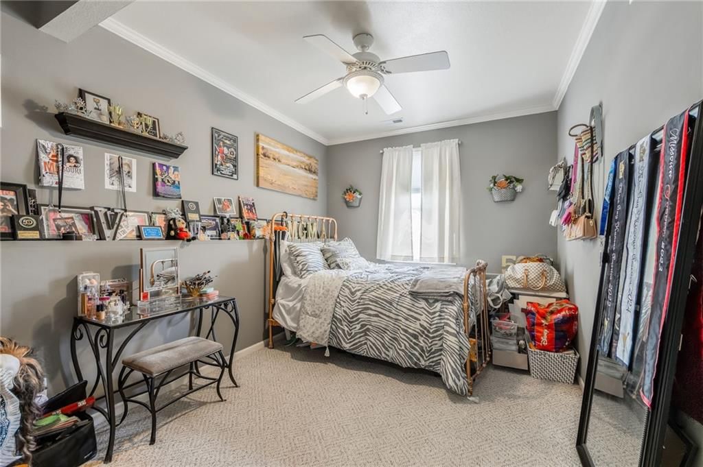 4207 Kensington Drive — photo 32