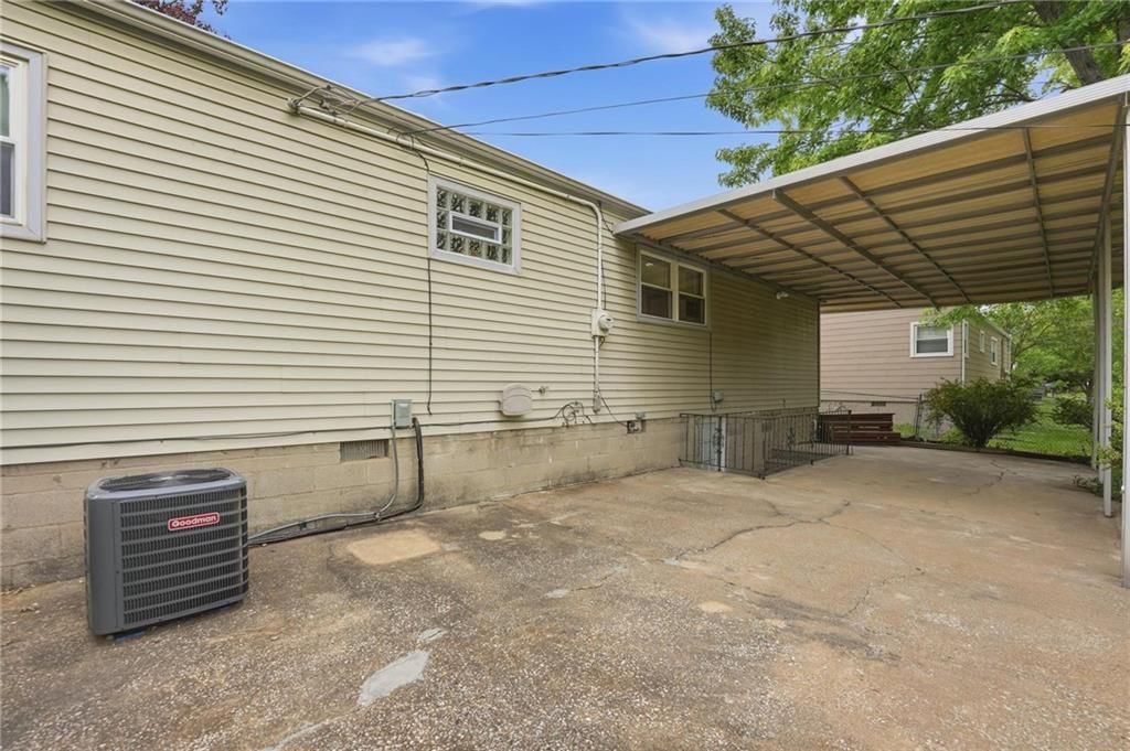 8145 Walmer Street — photo 24