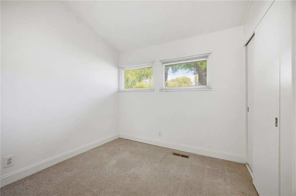 5507 W 78 Terrace — photo 22