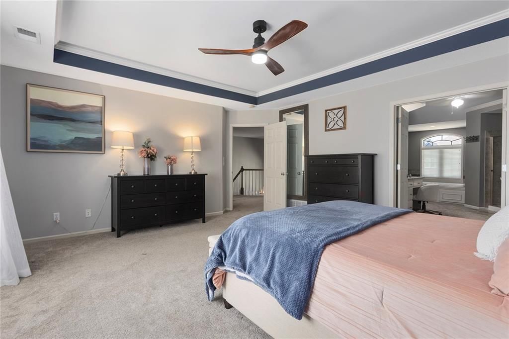 237 NE Hidden Ridge Circle — photo 22