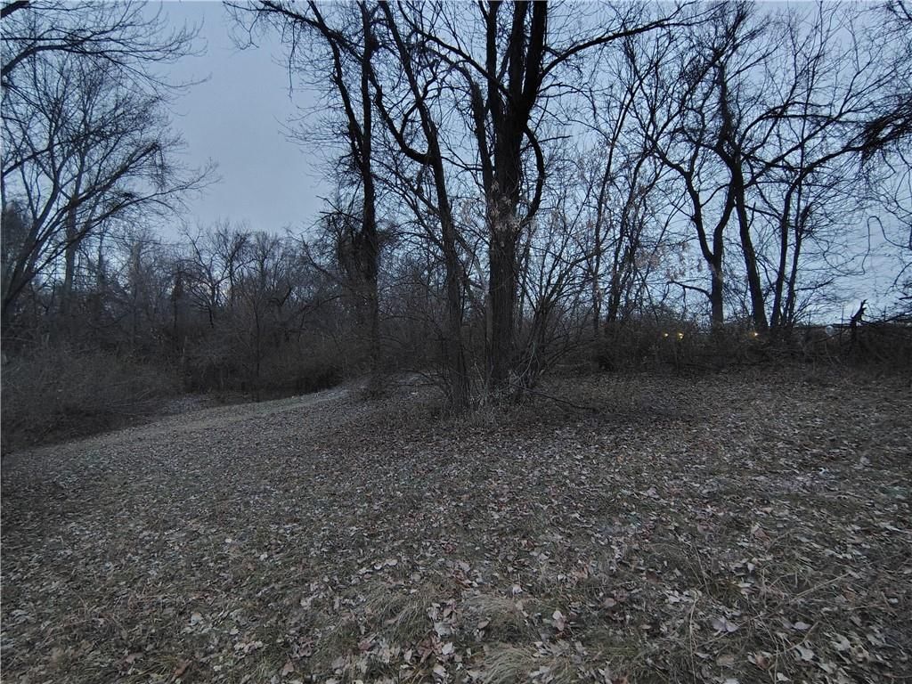 701 N Allen Road — photo 16