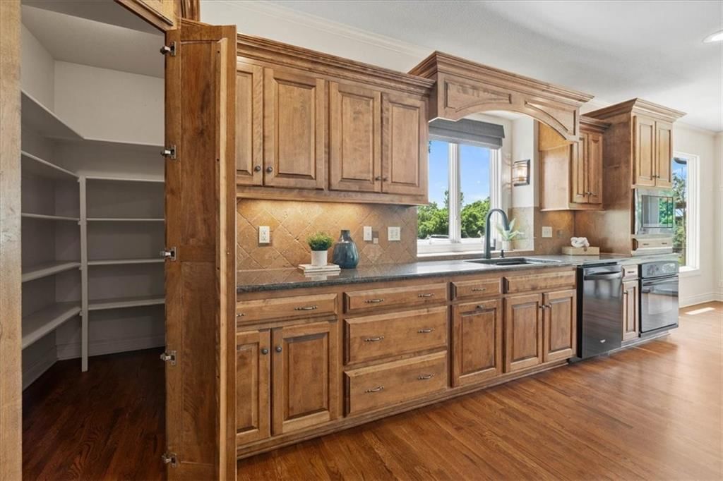 18840 Travis Lane — photo 20