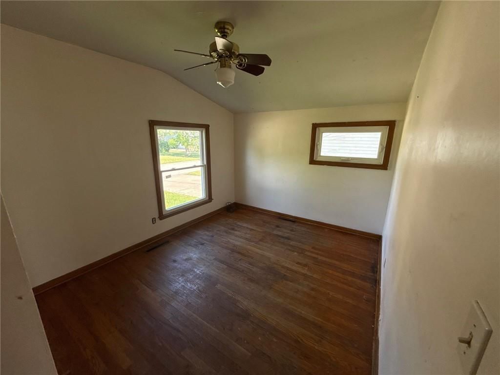 4258 N Colorado Avenue — photo 8