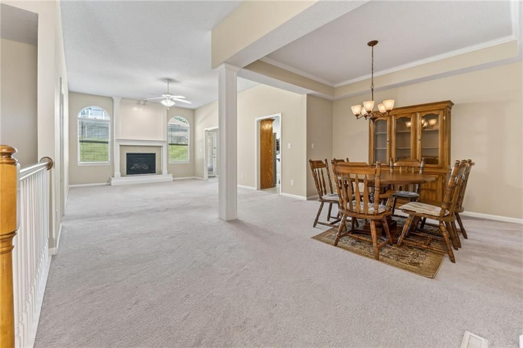 7212 N Lawn Avenue — photo 5