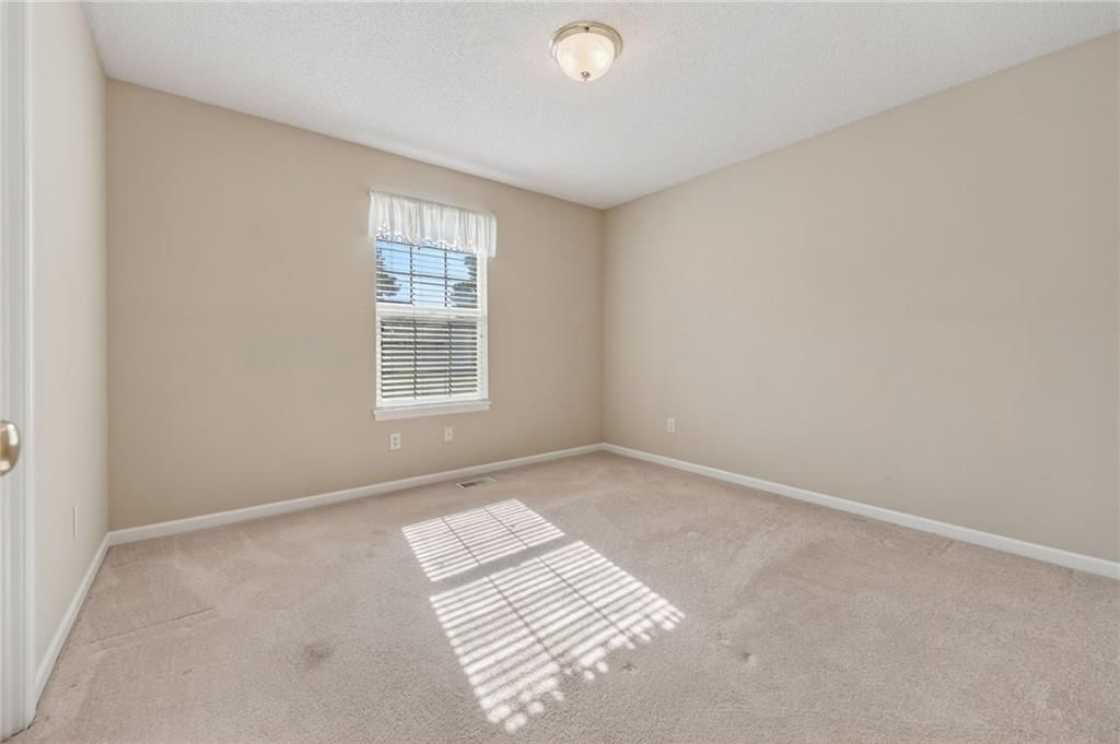7212 N Lawn Avenue — photo 8