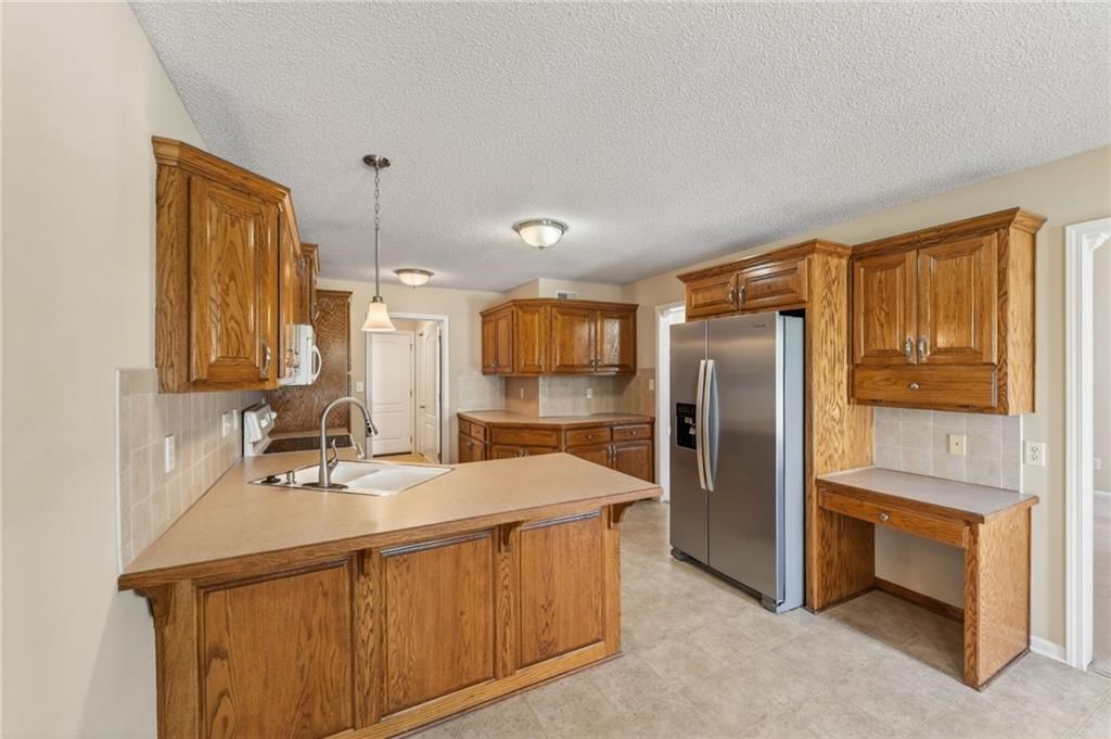 7212 N Lawn Avenue — photo 16
