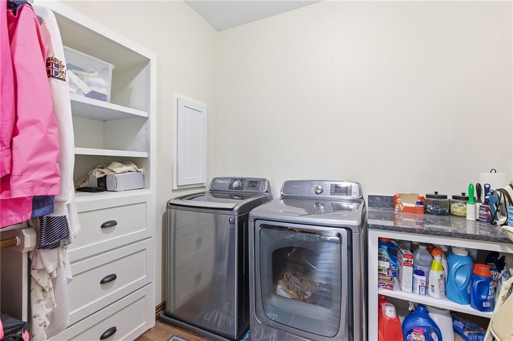 30225 Wolf Road — photo 34
