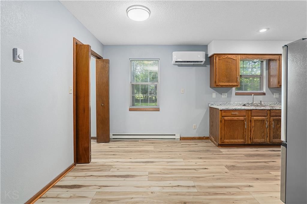 204 Hopkins Street — photo 6