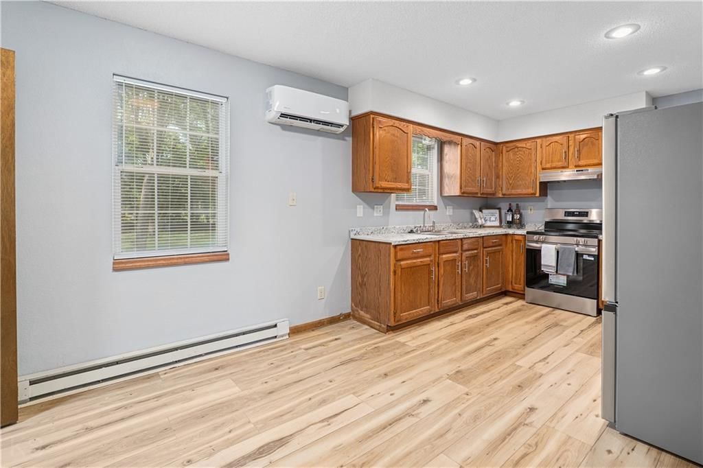 204 Hopkins Street — photo 7