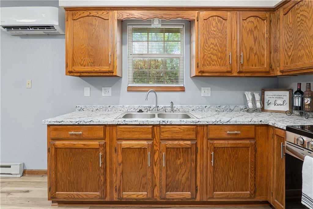 204 Hopkins Street — photo 12