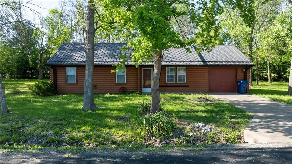 204 Hopkins Street — photo 25