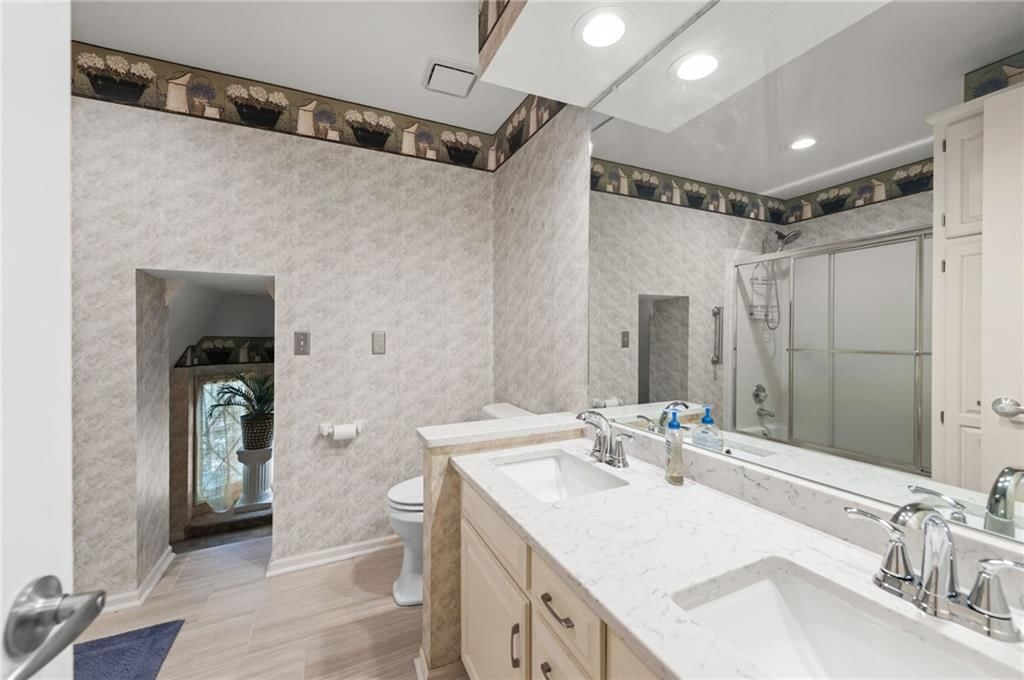 7648 N Lucerne Court — photo 38