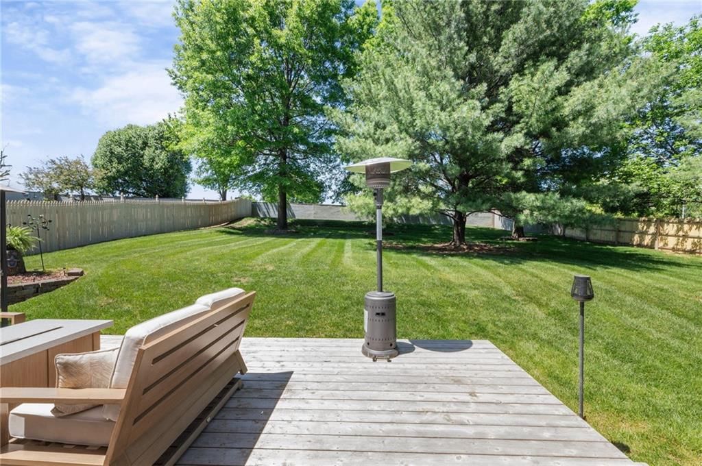 7648 N Lucerne Court — photo 58