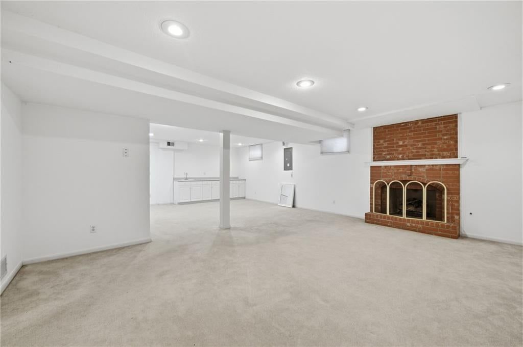 Photo 20 of 66 - 7648 N Lucerne Court, Kansas City, MO 64151