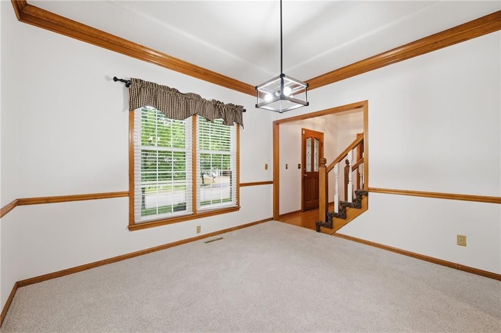 Photo 6 of 66 - 7648 N Lucerne Court, Kansas City, MO 64151