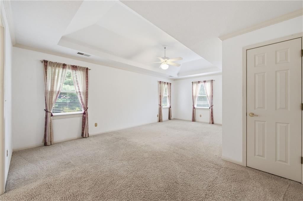 Photo 31 of 66 - 7648 N Lucerne Court, Kansas City, MO 64151